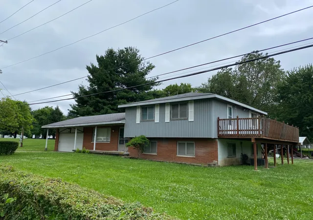 Homes for sale in Hebron, OH | 20 Worth Dr, Hebron, OH 43025 | MLS# 226022968