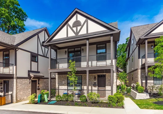 3rd image of 2015 W 5Th Ave #211, Columbus, OH 43212 | MLS# 226019771