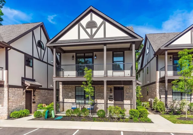 4th image of 2015 W 5Th Ave #211, Columbus, OH 43212 | MLS# 226019771