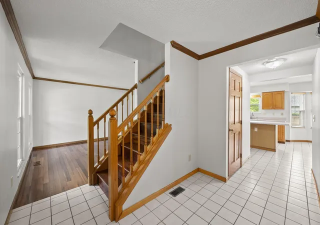 2nd image of 1271 River Trail Dr, Grove City, OH 43123 | MLS# 226020562