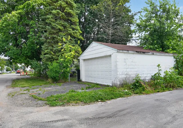 Homes for sale in Columbus, OH | 415 S Richardson Ave, Columbus, OH 43204 | MLS# 226021611