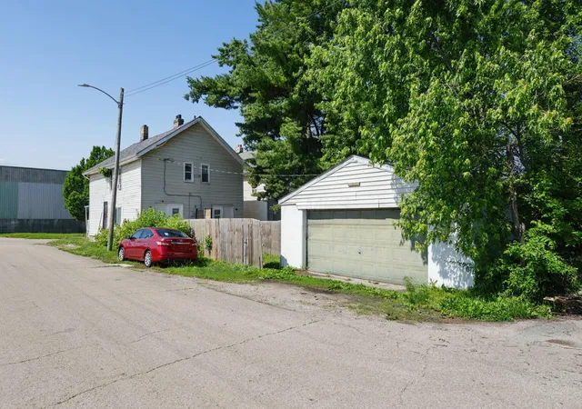 Homes for sale in Columbus, OH | 514-516 Olpp Ave, Columbus, OH 43207 | MLS# 226019850