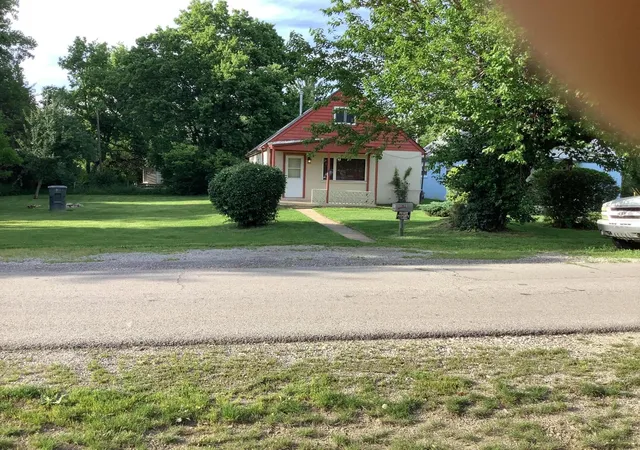 Homes for sale in Columbus, OH | 784 Elwood Ave, Columbus, OH 43207 | MLS# 226019874