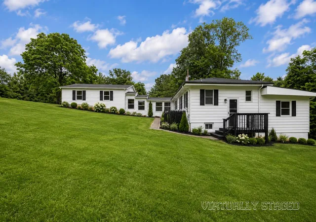 3rd image of 5605 Havens Corners Rd, Columbus, OH 43230 | MLS# 226020285