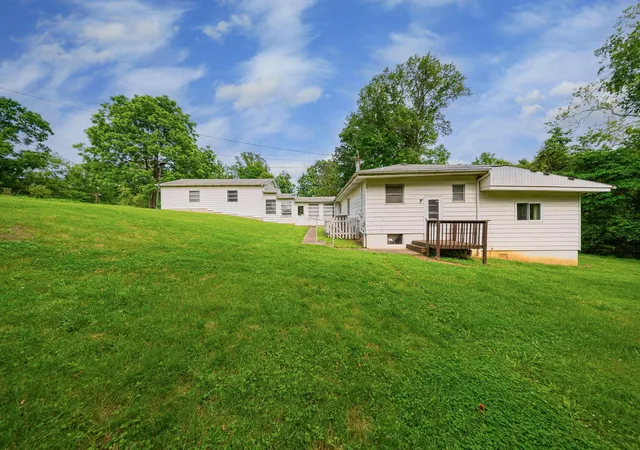 4th image of 5605 Havens Corners Rd, Columbus, OH 43230 | MLS# 226020285