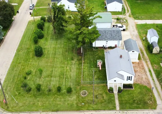 Homes for sale in Mount Sterling, OH | 139 Jefferson St, Mount Sterling, OH 43143 | MLS# 226020309
