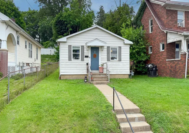 Photo 1 of Single family home for sale at 821 Ohio St, Zanesville, OH 43701 | MLS# 226019908 | Listing updated on 2026-07-29