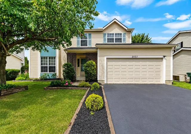 Homes for sale in Hilliard, OH | 2937 Castlebrook Ave, Hilliard, OH 43026 | MLS# 226025186