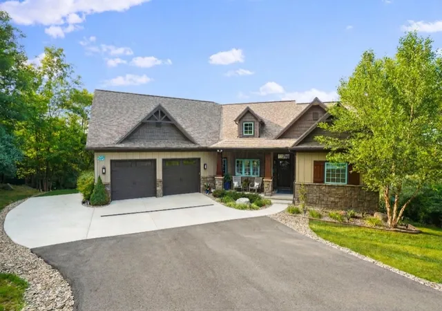 Homes for sale in Senecaville, OH | 23018 Loop Rd, Senecaville, OH 43780 | MLS# 226020041