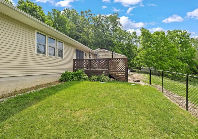 4th image of 2339 Pumpkinvine Rd Se, Lancaster, OH 43130 | MLS# 226020609