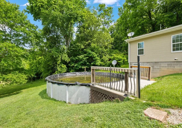 5th image of 2339 Pumpkinvine Rd Se, Lancaster, OH 43130 | MLS# 226020609