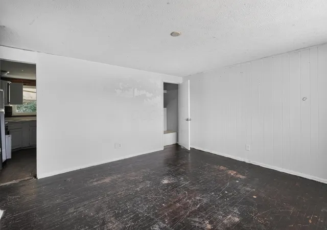 Photo 4 of Single family home for sale at 3774 Lynward Rd, Columbus, OH 43228 | MLS# 226021953 | Listing updated on 2026-09-23