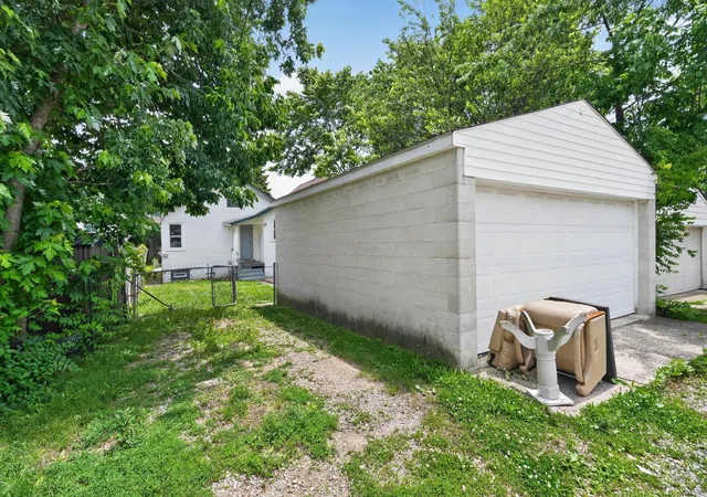 Homes for sale in Columbus, OH | 453 Catherine St, Columbus, OH 43223 | MLS# 226021619