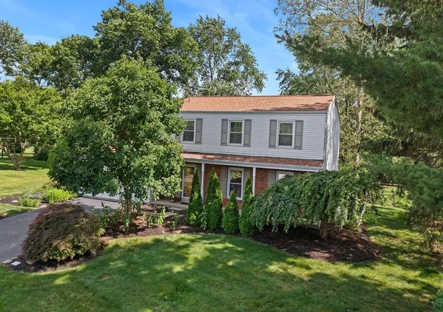 Photo 3 of Single family home for sale at 318 Apache Cir, Westerville, OH 43081 | MLS# 226021555 | Listing updated on 2026-07-29