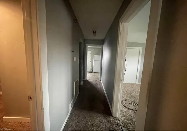 Listing Photo 2 - Condo for sale in building located at 963 Adair Ave, Zanesville, OH 43701 - Unit #