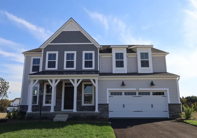 Photo 1 of Single family home for sale at 7165 Applewood Dr, Plain City, OH 43064 | MLS# 226020054 | Listing updated on 2026-10-28