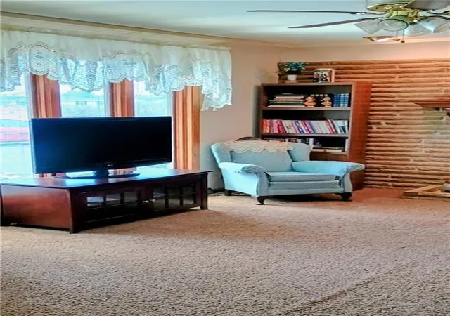 3rd image of 335 Walker Dr, Zanesville, OH 43701 | MLS# 226020025