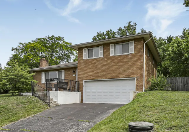 5th image of 3250 Darracq Cir, Columbus, OH 43223 | MLS# 226020598