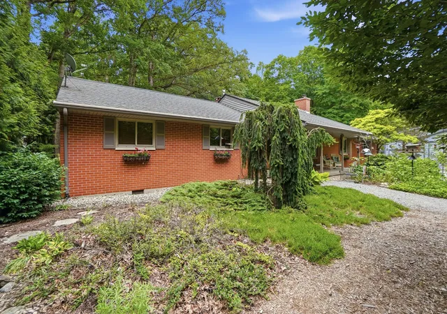 3rd image of 5392 Enon Xenia Rd, Fairborn, OH 45324 | MLS# 226026220