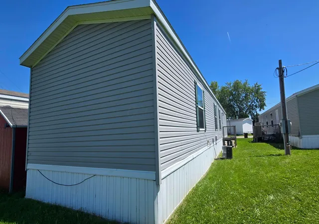 Homes for sale in Lockbourne, OH | 10610 E State Route 762 #108B, Lockbourne, OH 43137 | MLS# 226020111