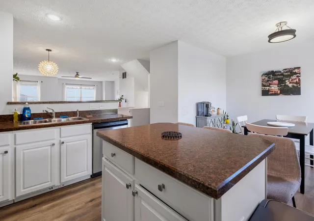 Listing Photo 5 - Condo for sale in building located at 5965 Cyn Creek Dr, Dublin, OH 43016 - Unit #503