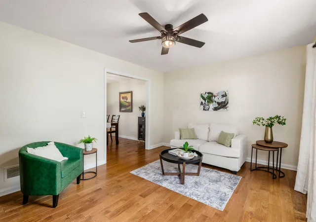 Photo 3 of Single family home for sale at 818 Hensel Woods Rd, Columbus, OH 43230 | MLS# 226021313 | Listing updated on 2026-07-28