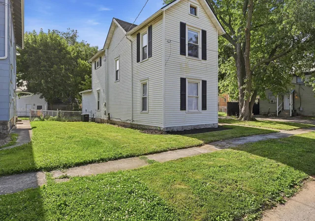 Photo 2 of Single family home for sale at 125 Uhler Ave, Marion, OH 43302 | MLS# 226024385 | Listing updated on 2026-09-14