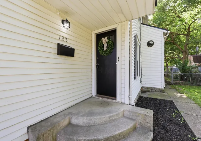Photo 3 of Single family home for sale at 125 Uhler Ave, Marion, OH 43302 | MLS# 226024385 | Listing updated on 2026-09-14