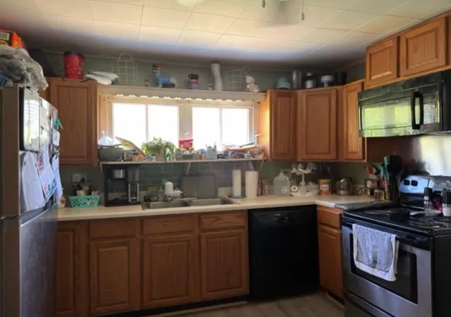 Photo 3 of Single family home for sale at 270 N Walnut St, Logan, OH 43138 | MLS# 226020183 | Listing updated on 2026-07-29