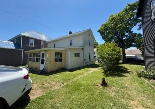 Photo 7 of Single family home for sale at 270 N Walnut St, Logan, OH 43138 | MLS# 226020183 | Listing updated on 2026-07-29