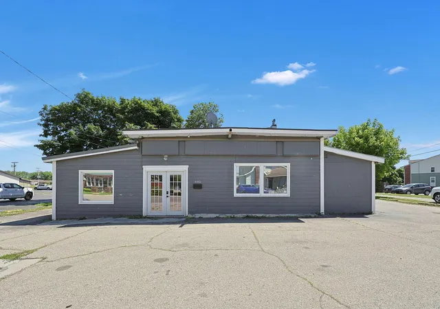 Homes for sale in Logan, OH | 685 E Front St, Logan, OH 43138 | MLS# 226020217