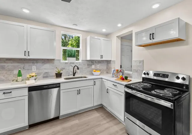 Photo 4 of Single family home for sale at 787 S 22nd Street, Columbus, OH 43206 | MLS# 226020835 | Listing updated on 2026-08-17