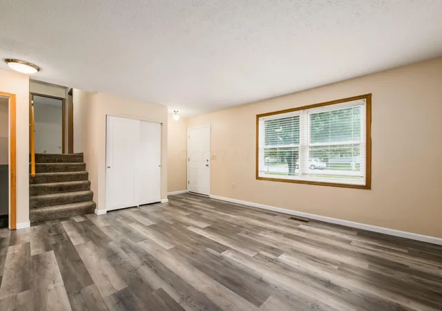 Photo 3 of Single family home for sale at 2479 Willow View Ct, Grove City, OH 43123 | MLS# 226020314 | Listing updated on 2026-07-29