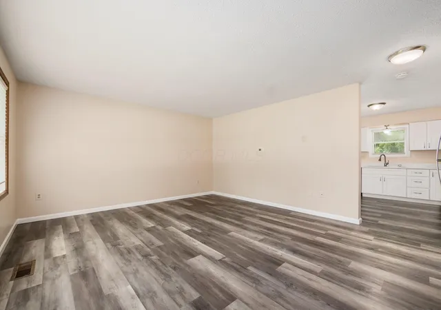 Photo 3 of Single family home for sale at 2479 Willow View Ct, Grove City, OH 43123 | MLS# 226020314 | Listing updated on 2026-07-29