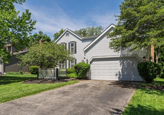 Homes for sale in Powell, OH | 488 Green Meadows Dr W, Powell, OH 43065 | MLS# 226020657