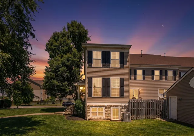 Homes for sale in Canal Winchester, OH | 6377 Nottinghill Trail Dr #1, Canal Winchester, OH 43110 | MLS# 226020360