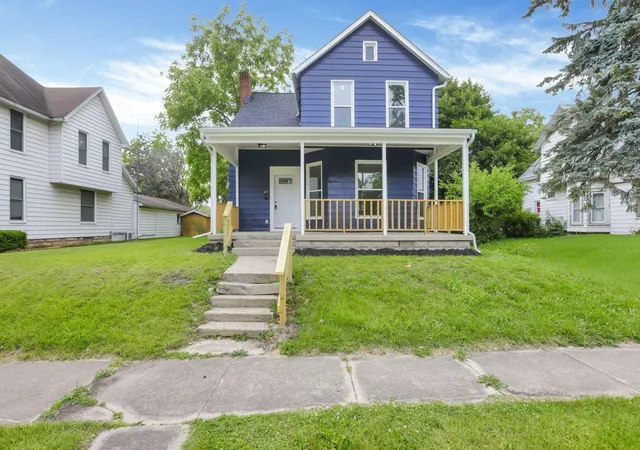 Homes for sale in Bellefontaine, OH | 613 N Detroit St, Bellefontaine, OH 43311 | MLS# 226020861