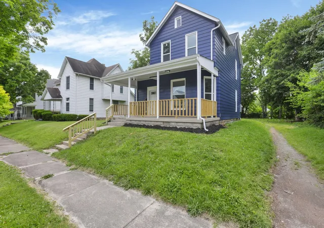 Homes for sale in Bellefontaine, OH | 613 N Detroit St, Bellefontaine, OH 43311 | MLS# 226020861