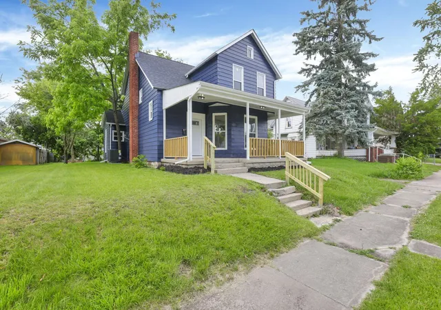 Homes for sale in Bellefontaine, OH | 613 N Detroit St, Bellefontaine, OH 43311 | MLS# 226020861