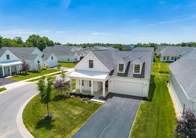 Homes for sale in Delaware, OH | 4722 Winding Oak Dr, Delaware, OH 43015 | MLS# 226020391
