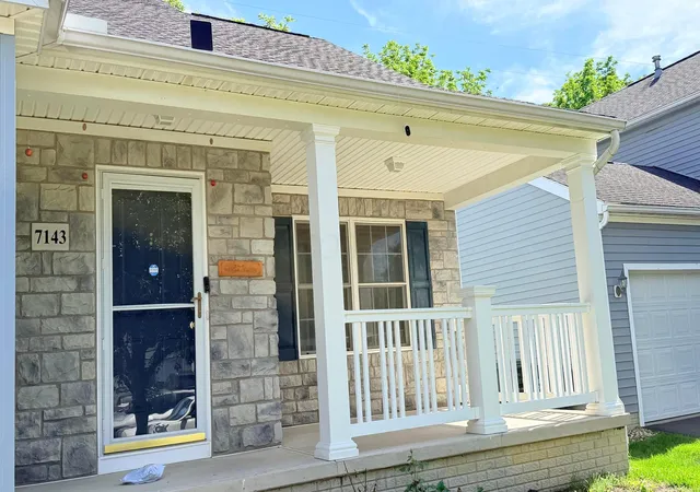 Photo 2 of Single family home for sale at 7143 Serenoa Dr, Reynoldsburg, OH 43068 | MLS# 226020542 | Listing updated on 2026-09-23