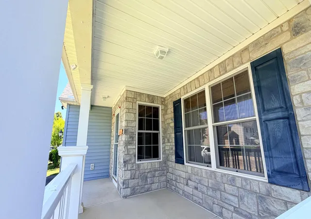 Photo 3 of Single family home for sale at 7143 Serenoa Dr, Reynoldsburg, OH 43068 | MLS# 226020542 | Listing updated on 2026-09-23