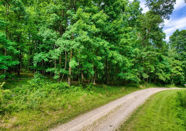 1st image of 0 Rock Haven Rd, Newark, OH 43055 | MLS# 226020606