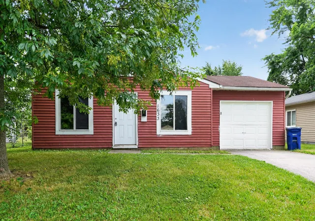 Photo 1 of Sale Pending at 1633 E Gates St, Columbus, OH 43206 | MLS# 226024182 | Listing updated on 2026-09-12