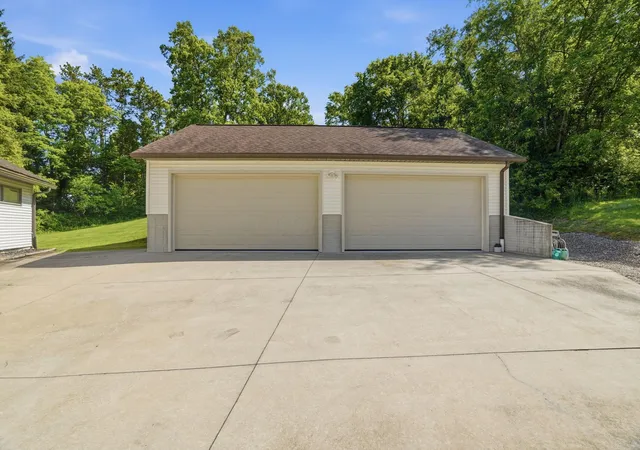 Homes for sale in Woodsfield, OH | 551 Lewisville Rd, Woodsfield, OH 43793 | MLS# 226020473
