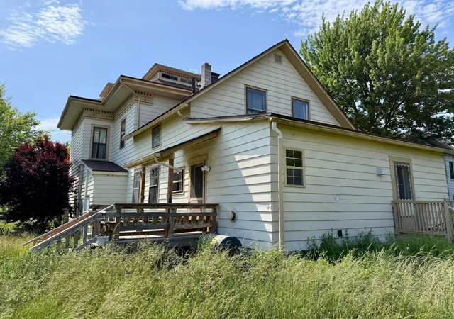 3rd image of 405 S Union St, Galion, OH 44833 | MLS# 226020526