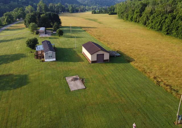 61st image of 10635 Old River Rd, Mcconnelsville, OH 43756 | MLS# 226021171