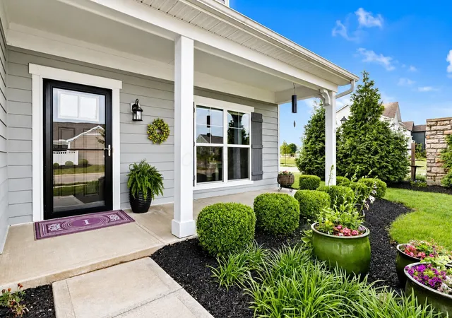 Photo 2 of Condo for sale at 4826 Woodside Dr #18, Grove City, OH 43123 | MLS# 226020625 | Listing updated on 2026-10-07