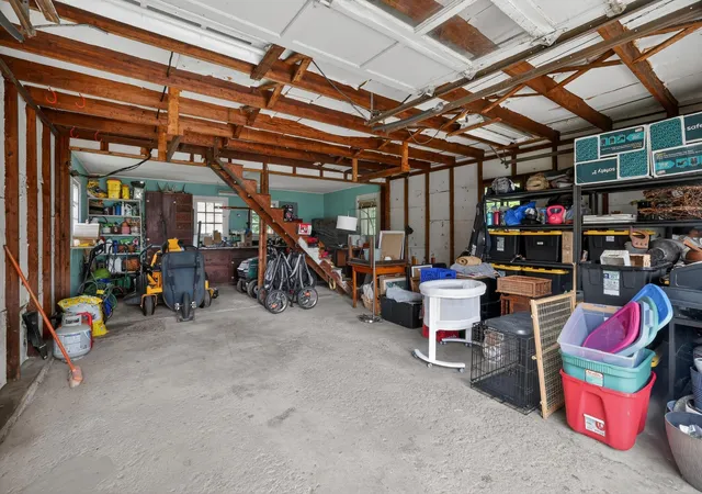 Homes for sale in Hebron, OH | 812 W North St, Hebron, OH 43025 | MLS# 226020605