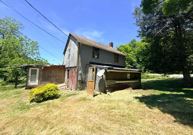 Photo 4 of Single family home for sale at 1280 Moody Holw Rd, Blue Rock, OH 43720 | MLS# 226020591 | Listing updated on 2026-07-29